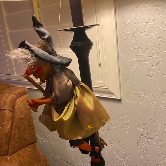 Vintage Y2K DEPT 56 Halloween Decor 12" Witch Doll Figurine Porcelain & Resin - Picture 2 of 4